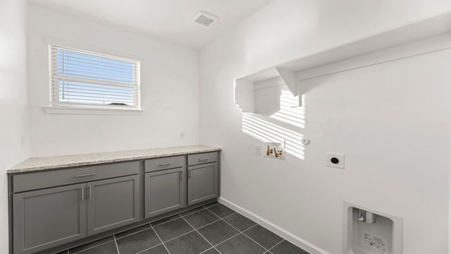 778 Hidden Feather Drive, Lavon, TX 75166