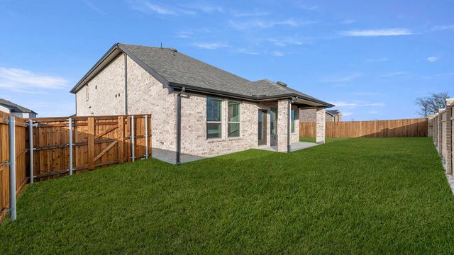 778 Hidden Feather Drive, Lavon, TX 75166