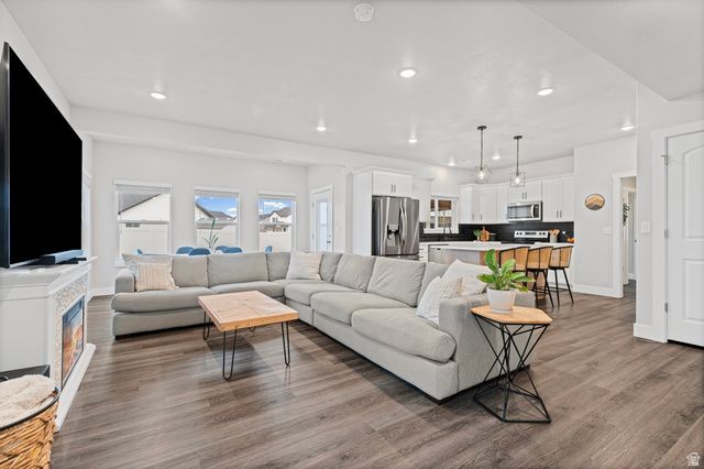 3343 W 3150 N, Plain City, UT 84404