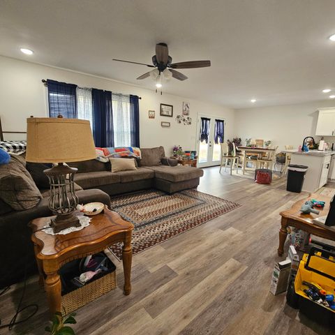433 McKnight Lane, London, KY 40741