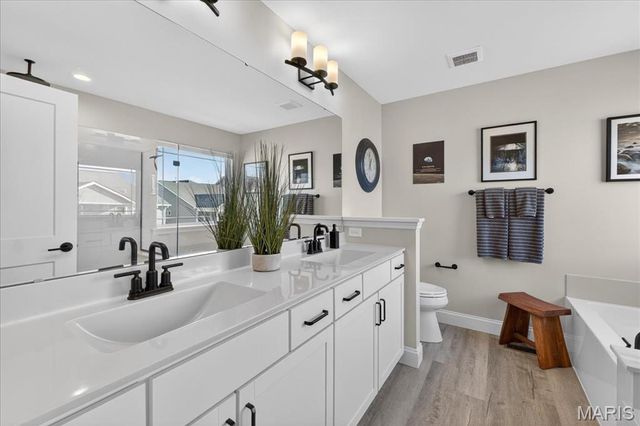 9007 Camino Trail, Cottleville, MO 63304