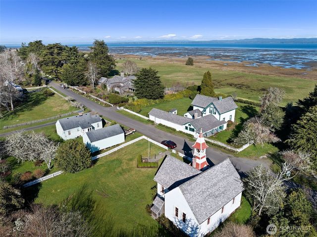 3212 Oysterville Road, Oysterville, WA 98641