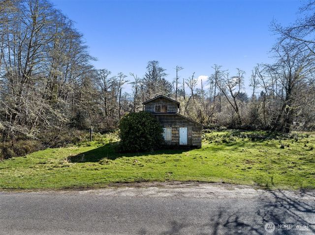 3212 Oysterville Road, Oysterville, WA 98641