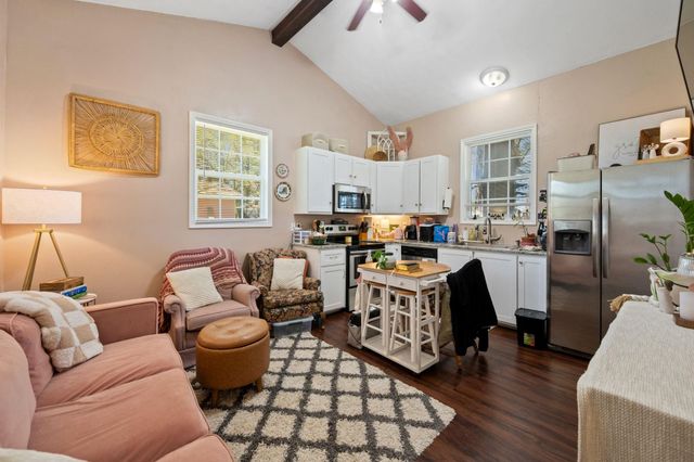 210 W Fm 247 Road, Huntsville, TX 77320