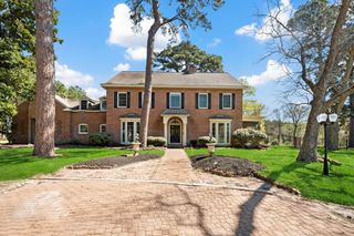 210 W Fm 247 Road, Huntsville, TX 77320