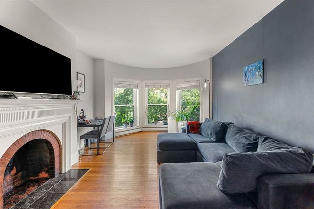 511 Beacon St F-11, Boston, MA 02215