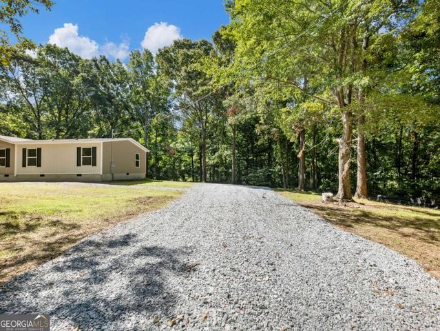 89 Upland Drive, Maysville, GA 30558