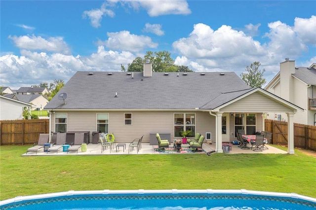 733 River Mist Circle, Jefferson, GA 30549