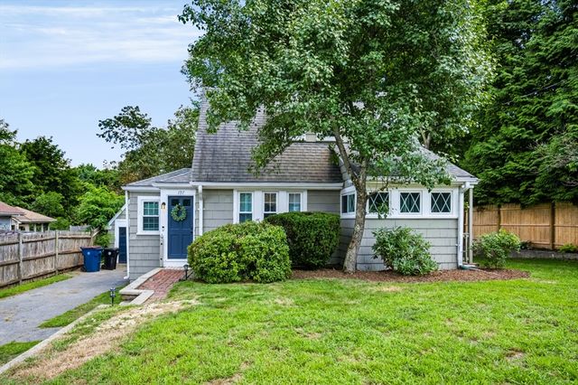 197 N Main St, Sharon, MA 02067