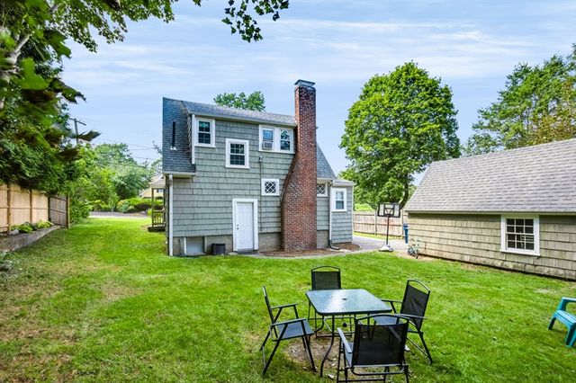 197 N Main St, Sharon, MA 02067