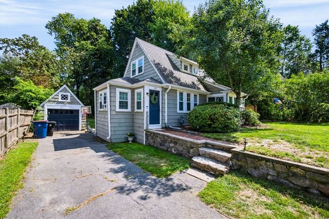 197 N Main St, Sharon, MA 02067