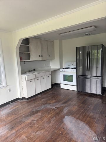 102 Clearview Drive, Geddes, NY 13219