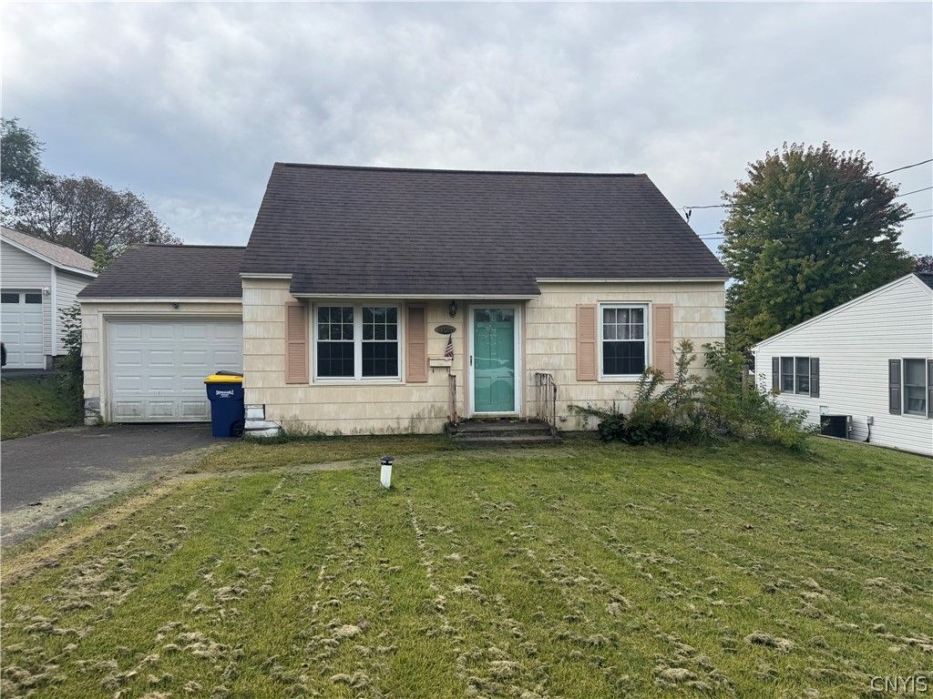 102 Clearview Drive, Geddes, NY 13219