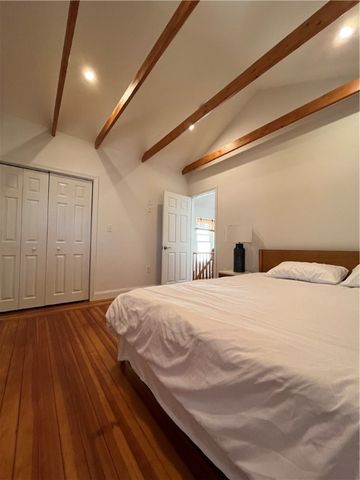 33 Young Street, Newport, RI 02840