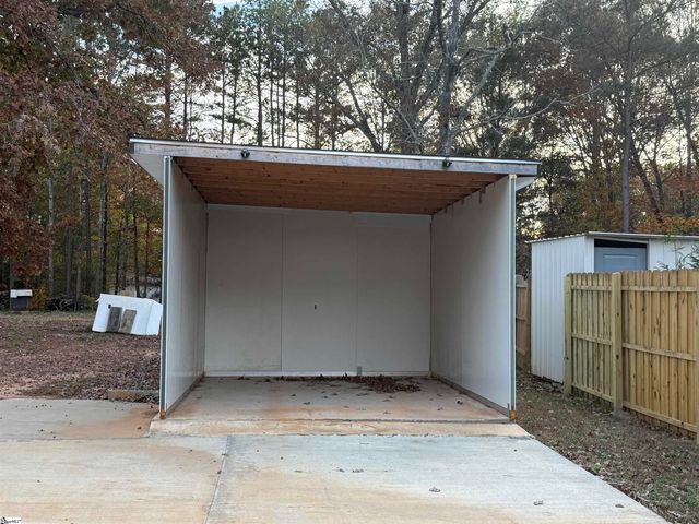 427 Gibson Road, Anderson, SC 29625