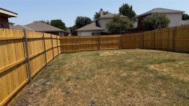 1857 Sierra Trail, Lancaster, TX 75146