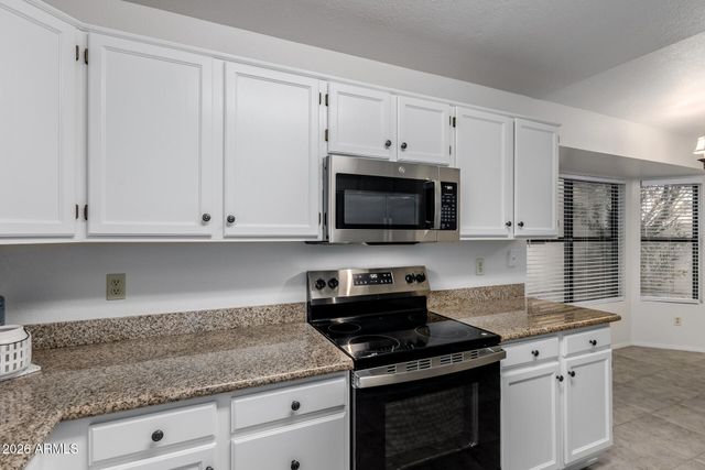 11609 W OLIVE Drive, Avondale, AZ 85392