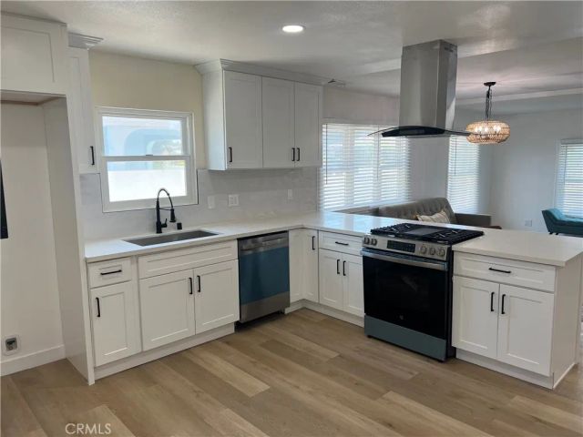 7047 San Marcus, Paramount, CA 90723