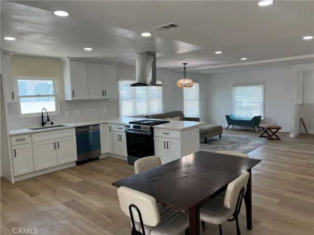 7047 San Marcus, Paramount, CA 90723