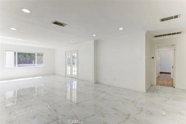 8022 Longridge Avenue, North Hollywood, CA 91605