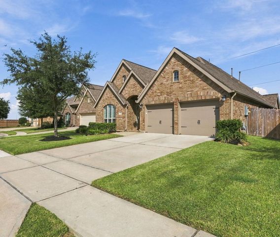 3107 Primrose Canyon Lane, Pearland, TX 77584