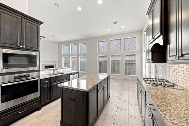 3107 Primrose Canyon Lane, Pearland, TX 77584