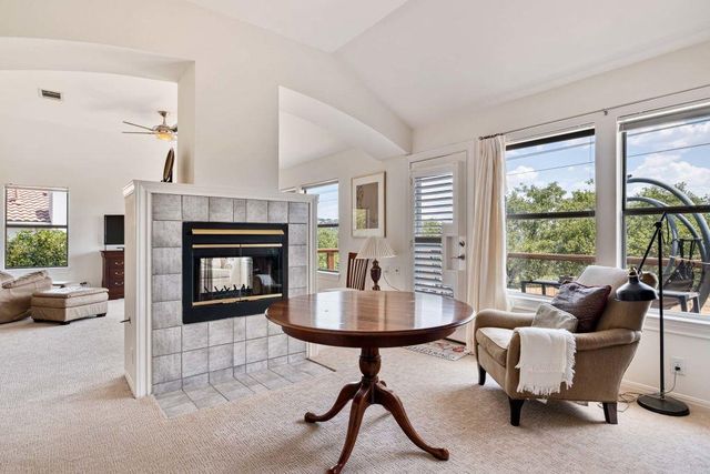 5511 Courtyard DR, Austin, TX 78731