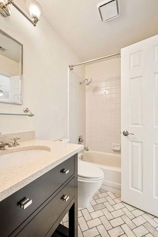 5511 Courtyard DR, Austin, TX 78731