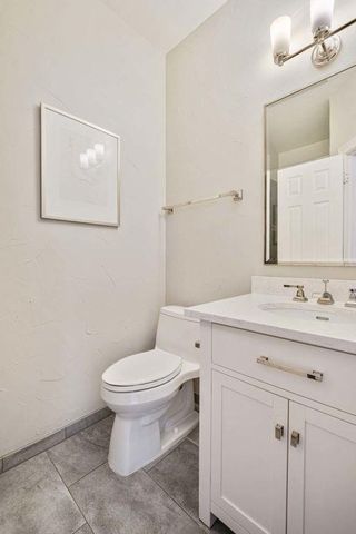 5511 Courtyard DR, Austin, TX 78731