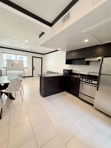 1545 Drexel Ave 422, Miami Beach, FL 33139