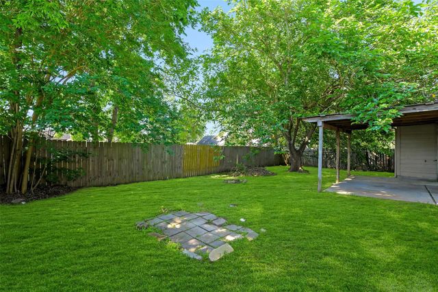 12045 La Salle Branch, Conroe, TX 77304