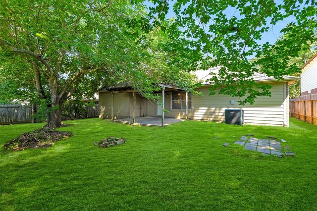 12045 La Salle Branch, Conroe, TX 77304