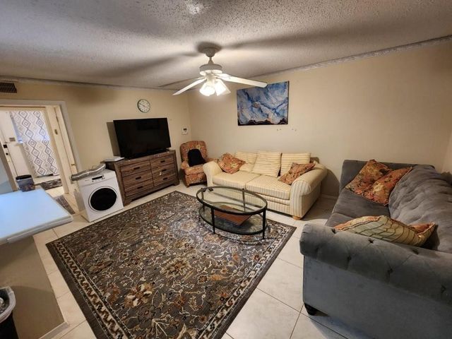 3624 Parkridge Drive 213, Dallas, TX 75234
