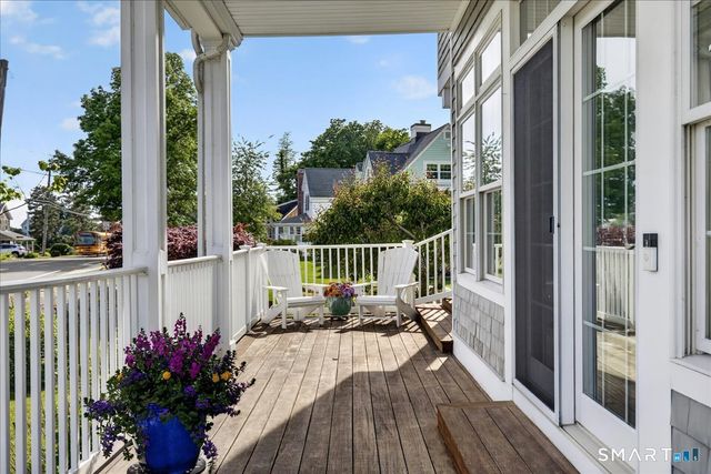 284 Shore Drive, Branford, CT 06405
