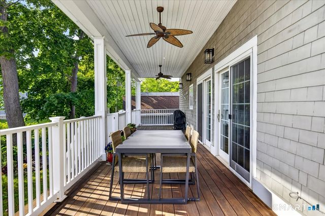 284 Shore Drive, Branford, CT 06405