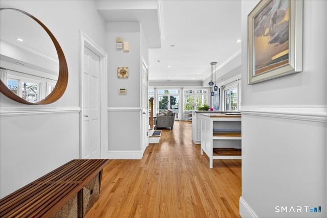 284 Shore Drive, Branford, CT 06405