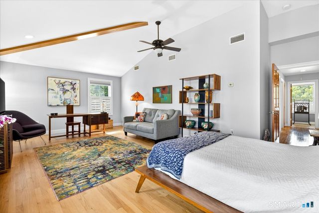 284 Shore Drive, Branford, CT 06405