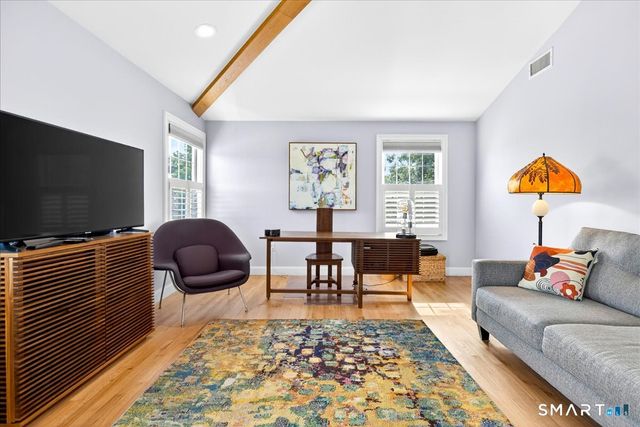 284 Shore Drive, Branford, CT 06405