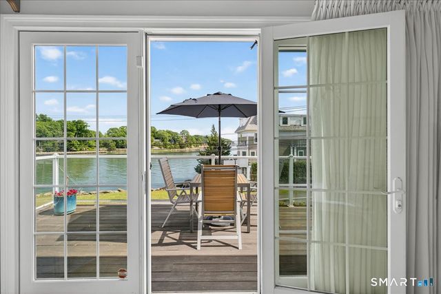 284 Shore Drive, Branford, CT 06405