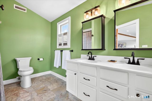 284 Shore Drive, Branford, CT 06405