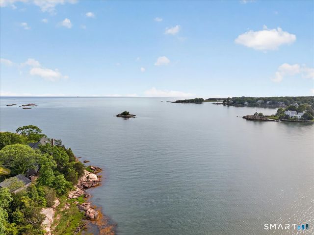 284 Shore Drive, Branford, CT 06405