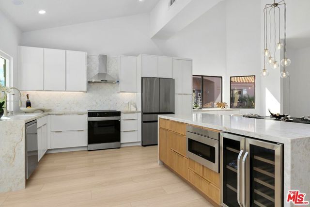 38592 Nasturtium Way, Palm Desert, CA 92211