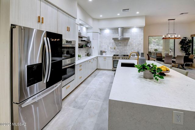 4405 E La Paloma Drive, Tucson, AZ 85718