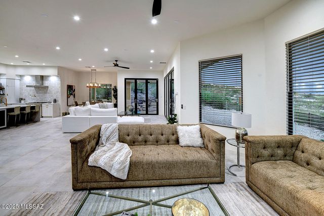 4405 E La Paloma Drive, Tucson, AZ 85718