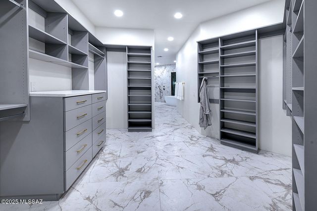 4405 E La Paloma Drive, Tucson, AZ 85718