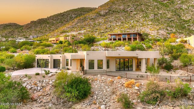 4405 E La Paloma Drive, Tucson, AZ 85718