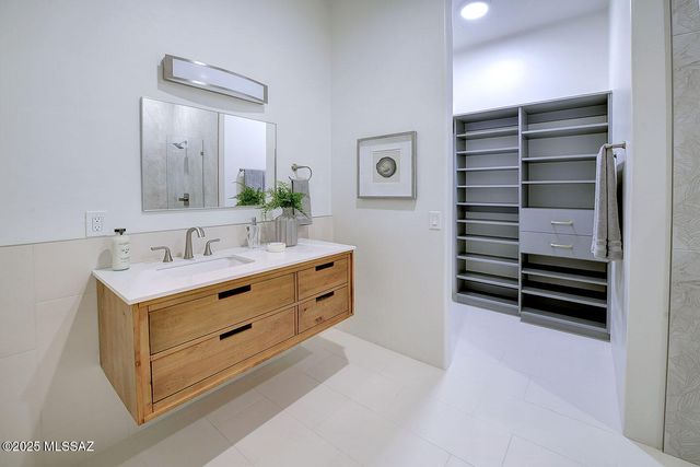 4405 E La Paloma Drive, Tucson, AZ 85718