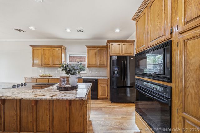 9432 E 77th Street, Tulsa, OK 74133