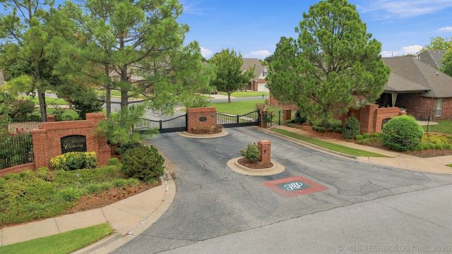 9432 E 77th Street, Tulsa, OK 74133