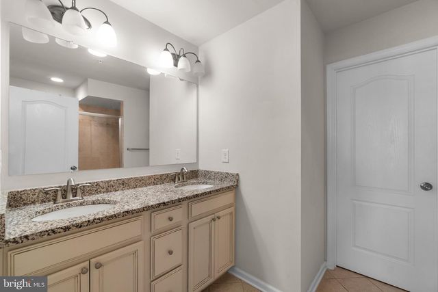 8020 RAVENCLAW RD, Elkridge, MD 21075